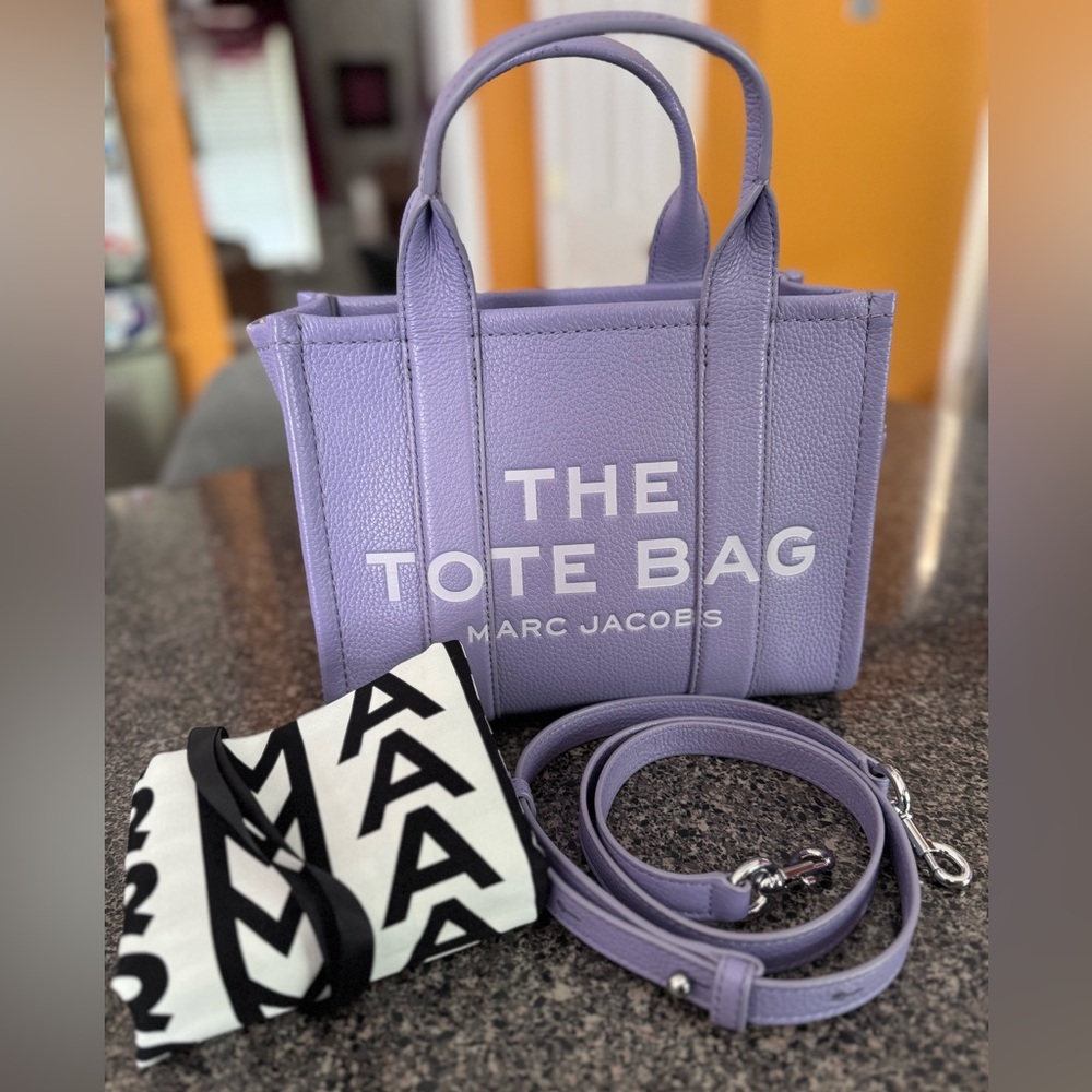 💜 Marc Jacobs The Leather Small Tote 💜